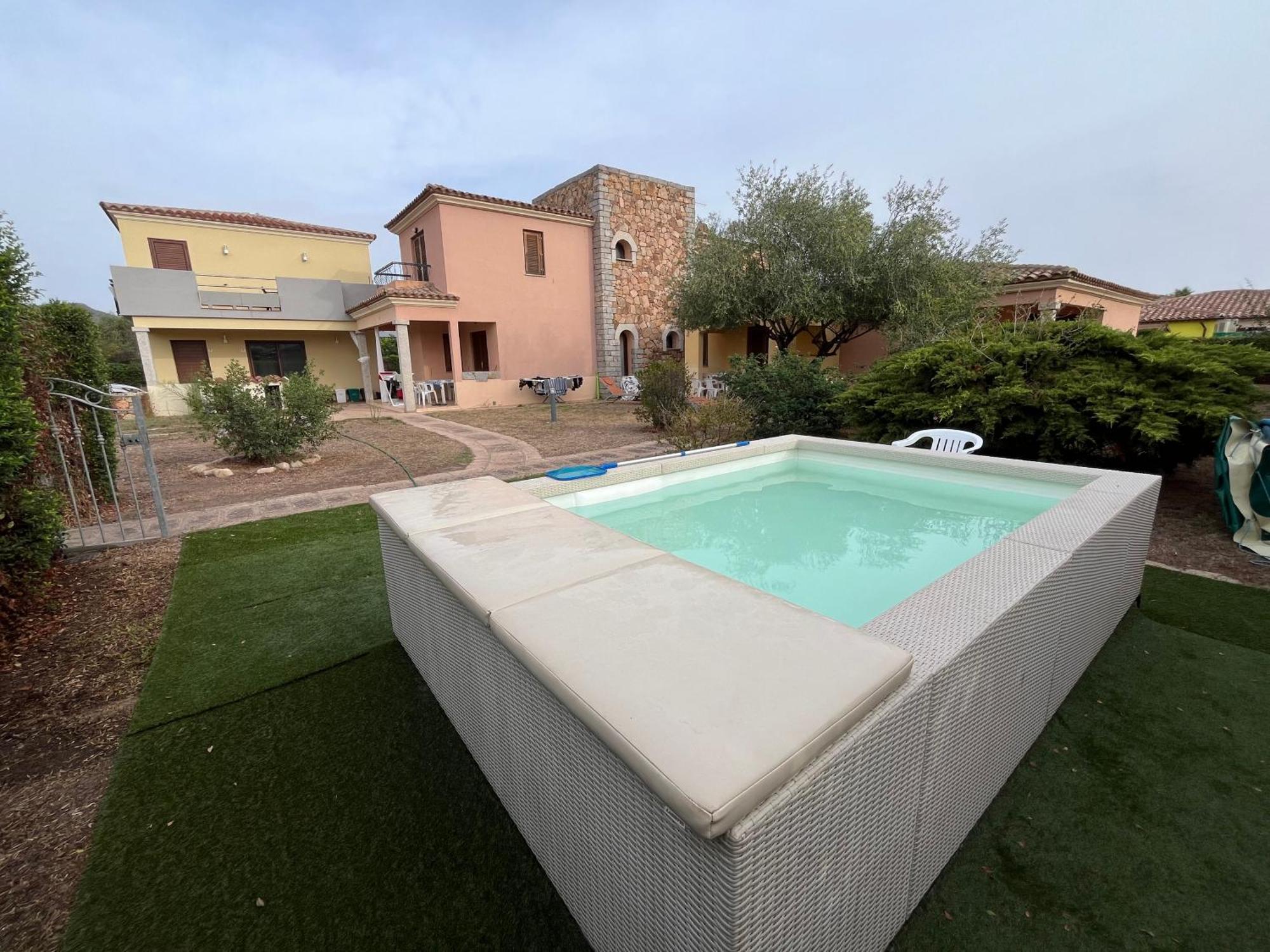 Residenze Gambaru Villa San Teodoro  Exterior photo